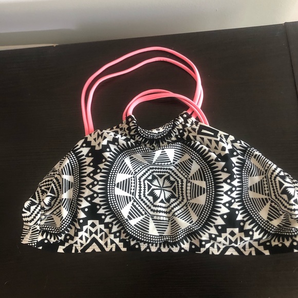Xhiliration Geometric Print Halter Swim Top - Picture 2 of 12